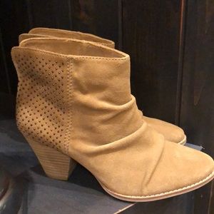 Splendid Rodeo Suede Booties